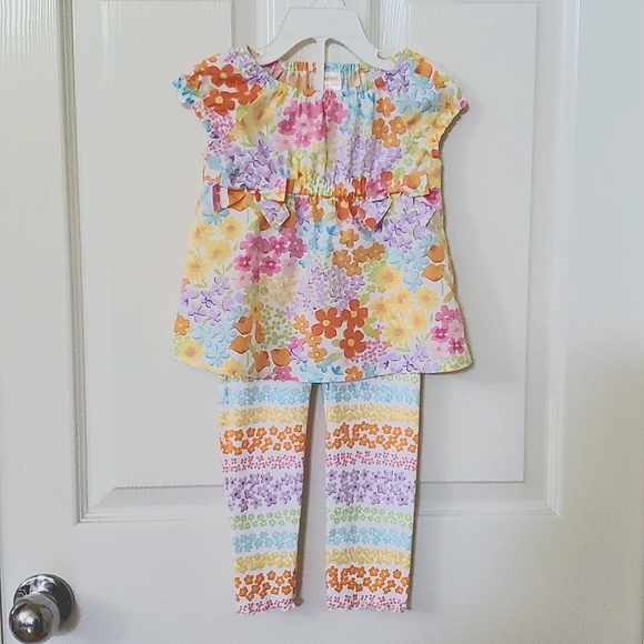 Gymboree Other - Gymboree Two Piece Top (12-18 Months)  and Leggings (18-24 Months) Set